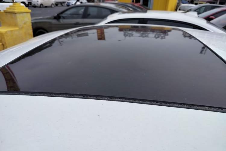 Used MG 5 2021 180 DVVT Manual Youth Luxury Edition Roof