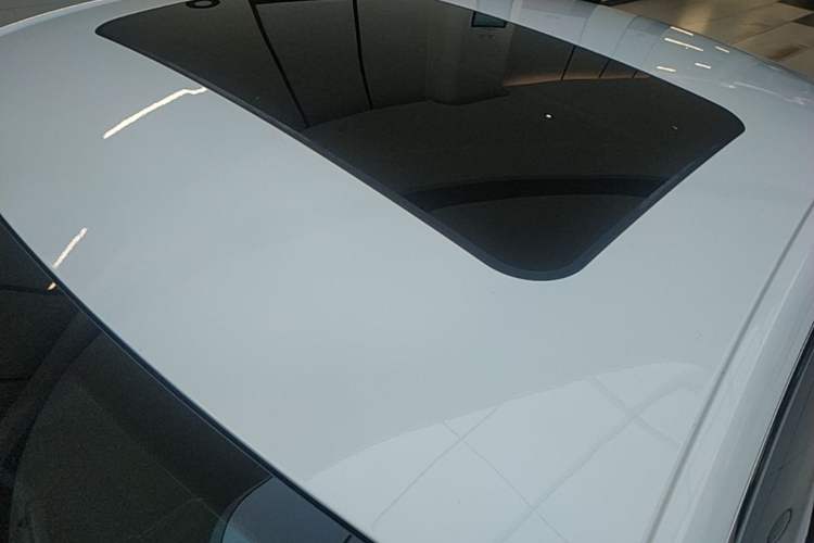 Used MG 5 2021 180 DVVT CVT Youth Luxury Edition Roof