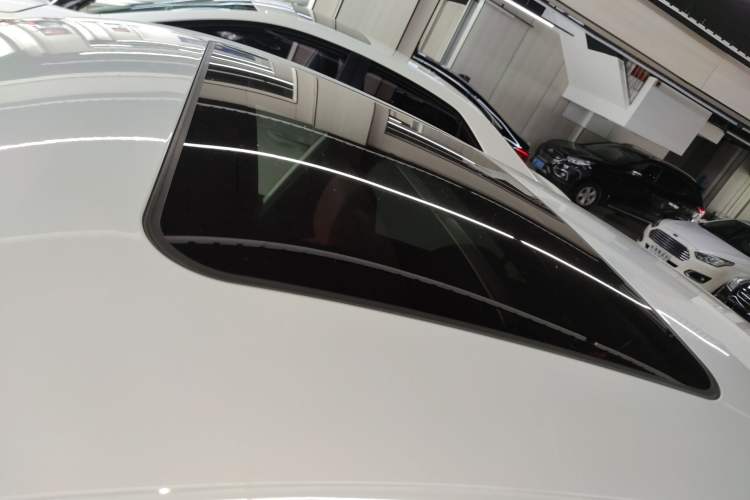 Used MG 5 2021 Revised 300TGI DCT Qingshè Luxurious Enjoyment Edition Roof