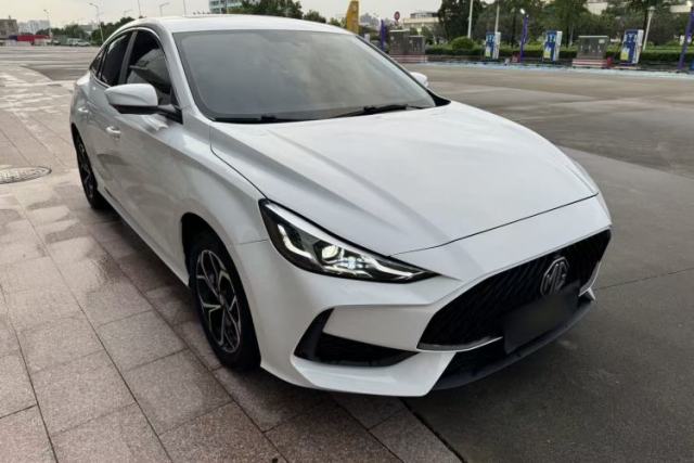 Ojetý MG 5 2021 180 DVVT CVT Youth Luxury Edition