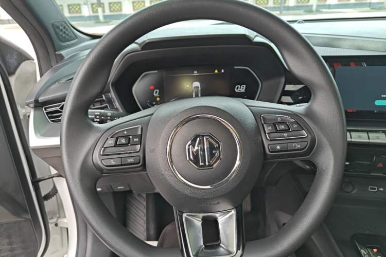 Used MG 5 2021 180 DVVT CVT Youth Luxury Edition Steering Wheel