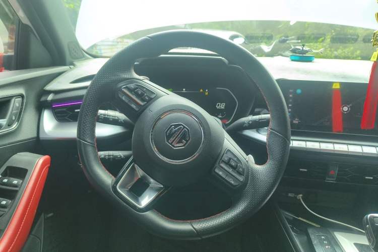 Used MG 5 2021 Revised 300TGI DCT Elegant Luxury Flagship Edition Steering Wheel