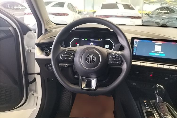 Used MG 5 2021 180 DVVT CVT Youth Luxury Edition Steering Wheel