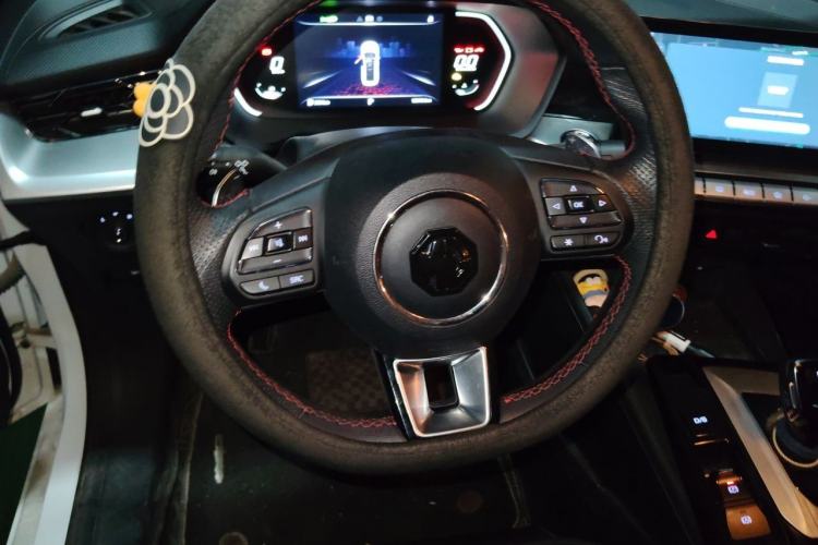 Used MG 5 2021 300TGI DCT Elegant Luxury Edition Steering Wheel