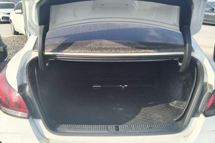 Used MG 5 2021 180 DVVT CVT Youthful Style Edition Trunk