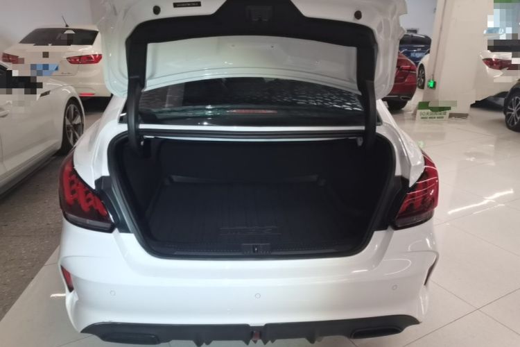Used MG 5 2021 180 DVVT CVT Youth Luxury Edition Trunk