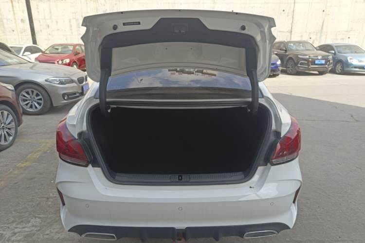 Used MG 5 2021 Revised Version 180 DVVT CVT Youth Luxury Edition Trunk