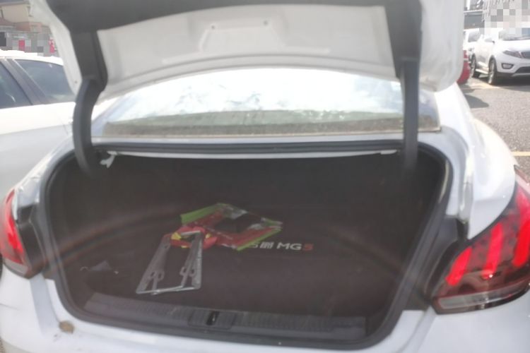 Used MG 5 2021 Revised Version 180 DVVT CVT Youth Luxury Edition Trunk