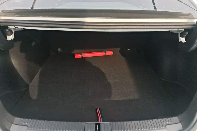 Used MG 5 2021 300TGI DCT Luxury Flagship Edition Trunk