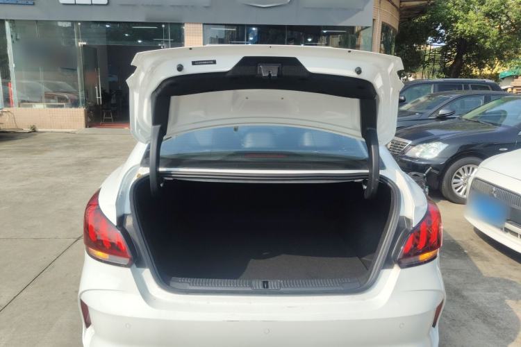 Used MG 5 2021 Revised Version 180 DVVT CVT Youth Luxury Edition Trunk