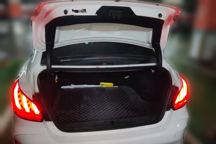 Used MG 5 2021 300TGI DCT Elegant Luxury Edition Trunk