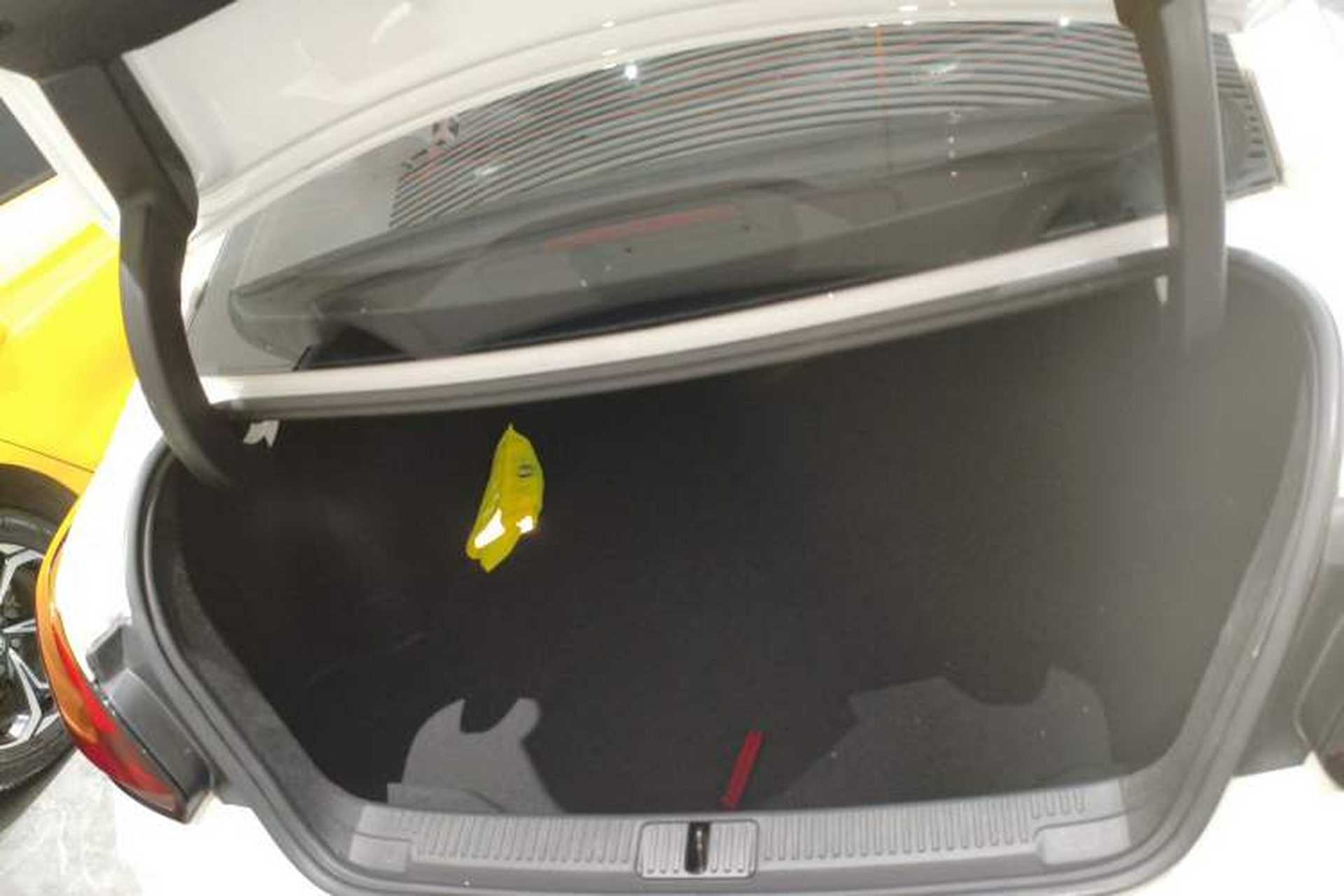 Used MG 5 2021 180 DVVT CVT Youth Luxury Edition Trunk