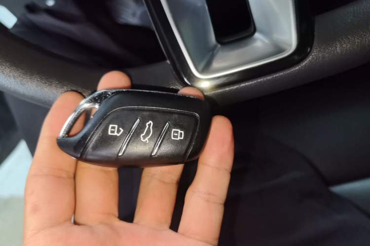 Used MG 5 2021 Revised Version 180 DVVT CVT Youth Luxury Edition Vehicle Key