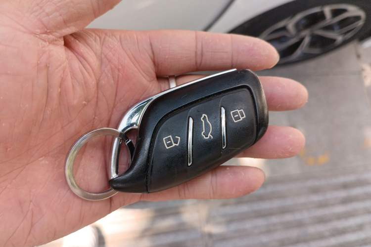 Used MG 5 2021 Revised Version 180 DVVT CVT Youth Luxury Edition Vehicle Key