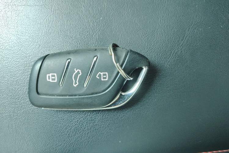 Used MG 5 2021 Revised Version 180 DVVT CVT Youth Luxury Edition Vehicle Key