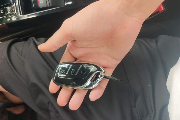Used MG 5 2021 180 DVVT CVT Youth Luxury Edition Vehicle Key