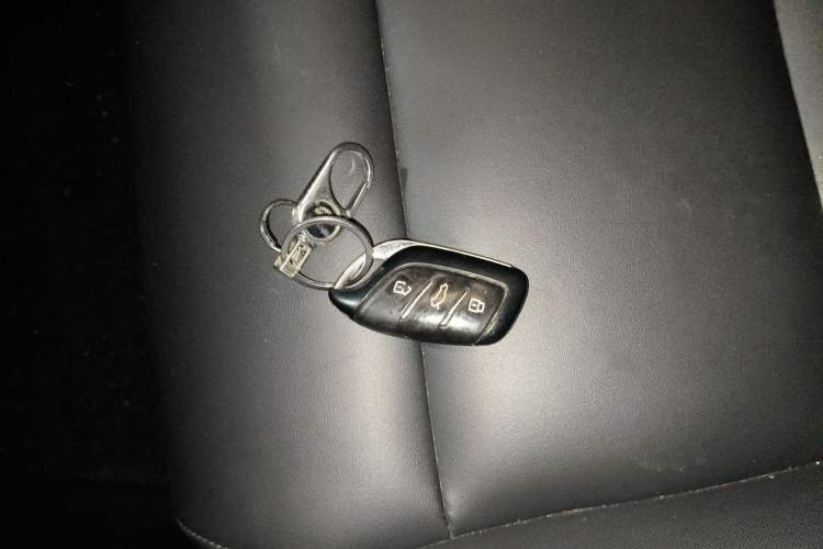 Used MG 5 2021 180 DVVT CVT Youth Luxury Edition Vehicle Key