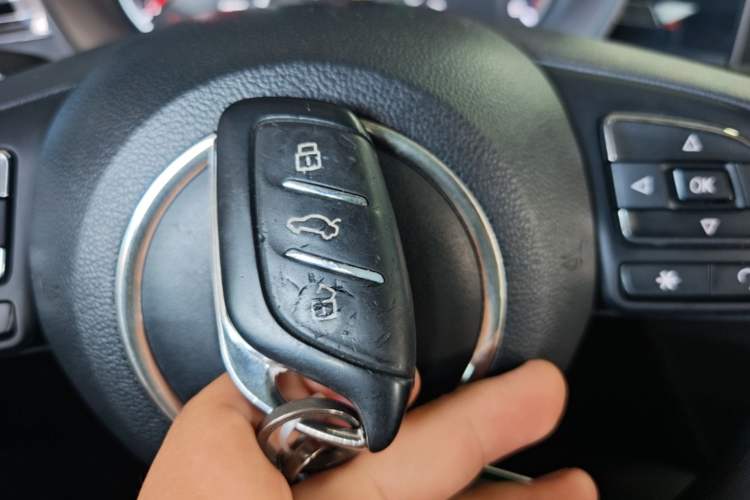 Used MG 5 2021 180 DVVT Manual Youth Luxury Edition Vehicle Key