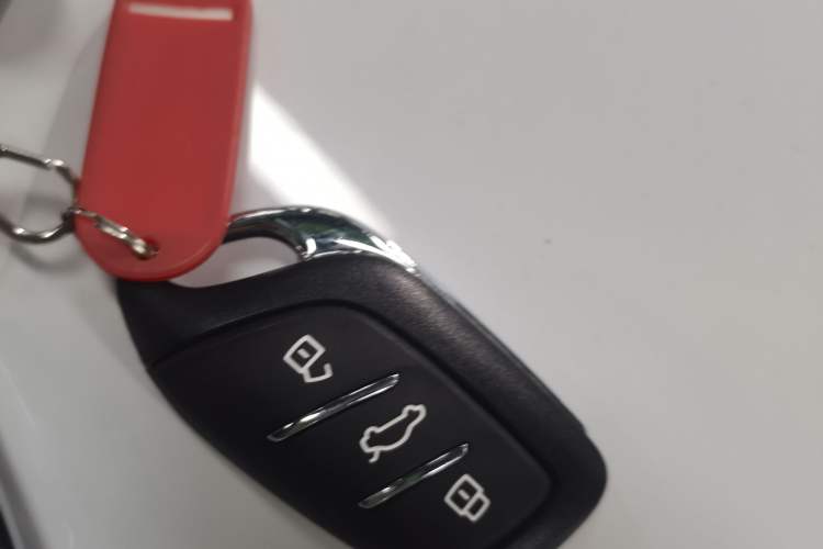 Used MG 5 2021 300TGI DCT Elegant Luxury Edition Vehicle Key