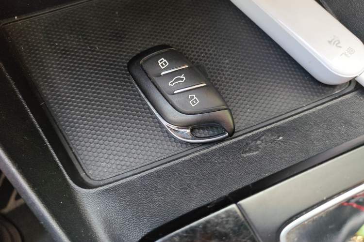 Used MG 5 2021 Revised Version 180 DVVT CVT Youth Luxury Edition Vehicle Key