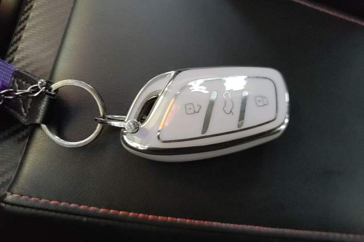 Used MG 5 2021 300TGI DCT Elegant & Trendy Edition Vehicle Key