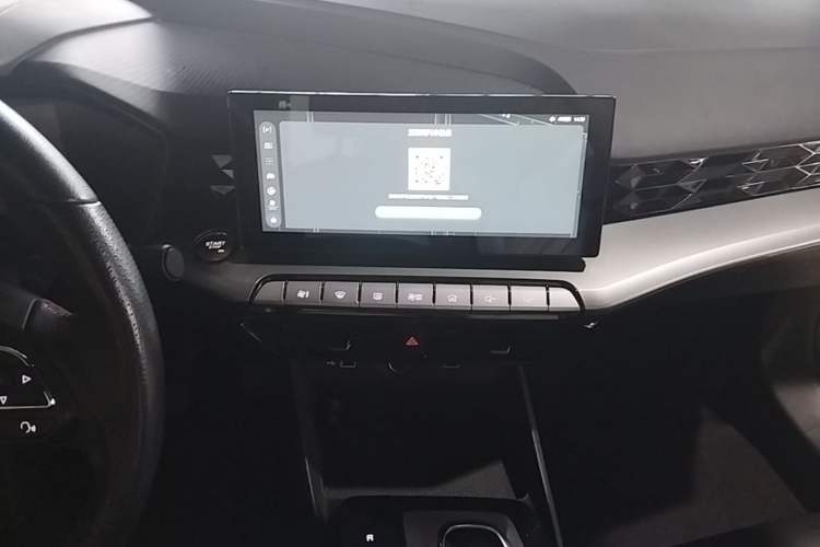 Used MG 5 2021 300TGI DCT Luxury Flagship Edition Audio And AC Panel