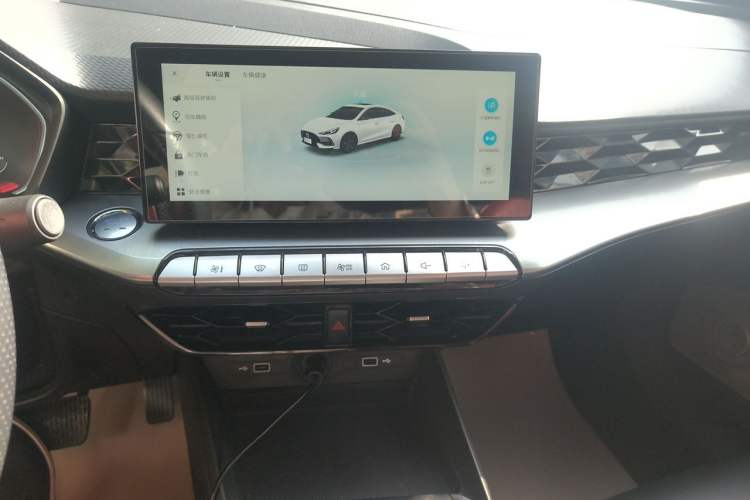 Used MG 5 2021 300TGI DCT Luxury Flagship Edition Audio And AC Panel