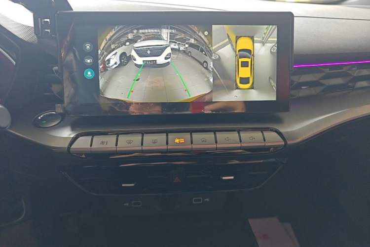 Used MG 5 2021 300TGI DCT Elegant Luxury Edition Audio And AC Panel