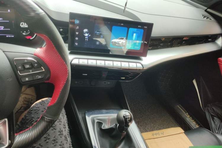 Used MG 5 2021 180 DVVT Manual Youth Luxury Edition Audio And AC Panel