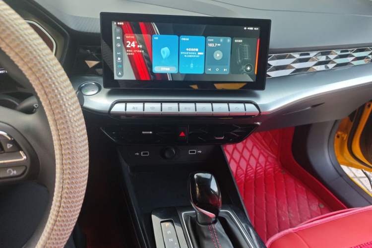 Used MG 5 2021 180 DVVT CVT Youth Luxury Edition Audio And AC Panel