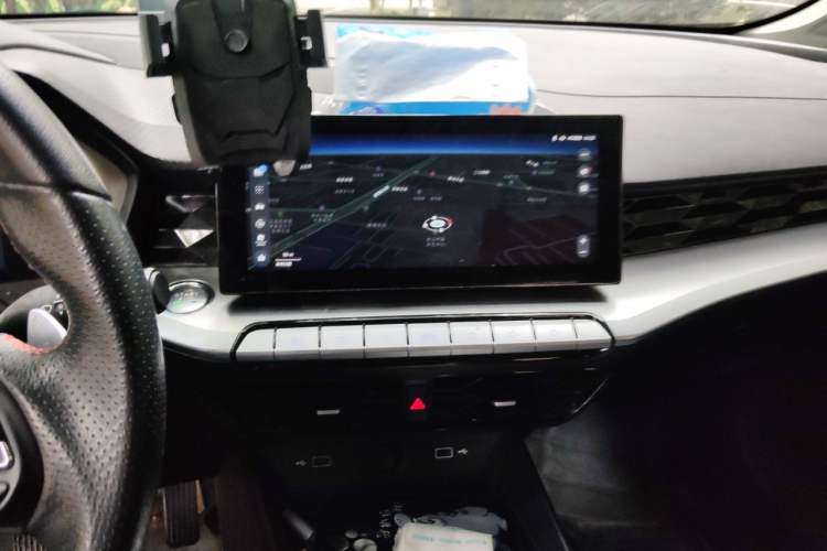 Used MG 5 2021 300TGI DCT Elegant Luxury Edition Audio And AC Panel