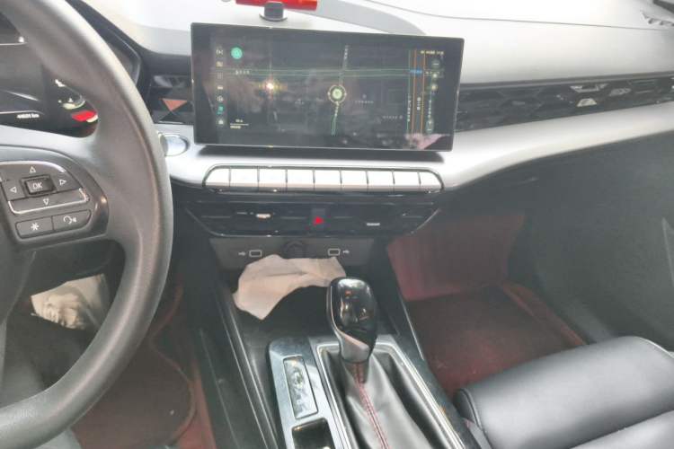Used MG 5 2021 180 DVVT CVT Youth Luxury Edition Audio And AC Panel