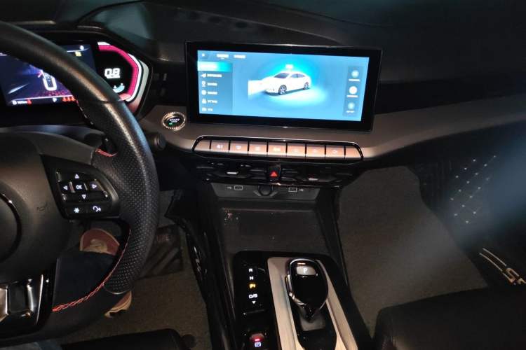 Used MG 5 2021 300TGI DCT Luxury Flagship Edition Audio And AC Panel