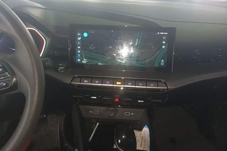 Used MG 5 2021 180 DVVT CVT Youth Luxury Edition Audio And AC Panel