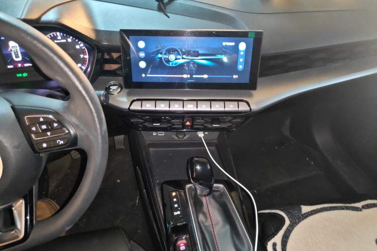 Used MG 5 2021 180 DVVT CVT Youth Luxury Edition Audio And AC Panel