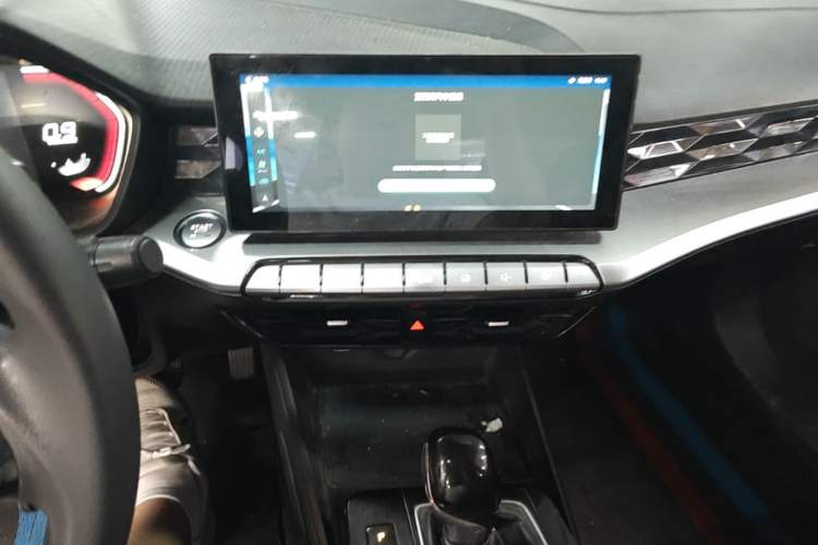 Used MG 5 2021 180 DVVT CVT Youth Luxury Edition Audio And AC Panel