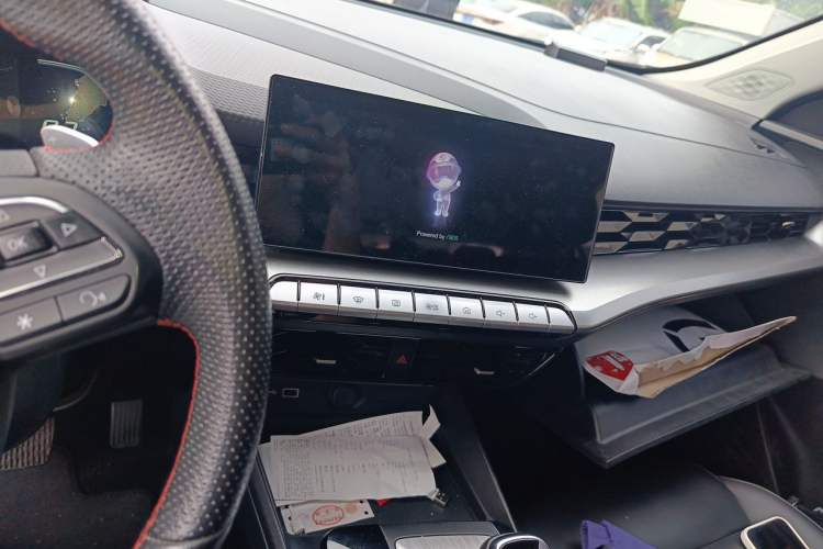 Used MG 5 2021 180 DVVT CVT Youth Luxury Edition Audio And AC Panel