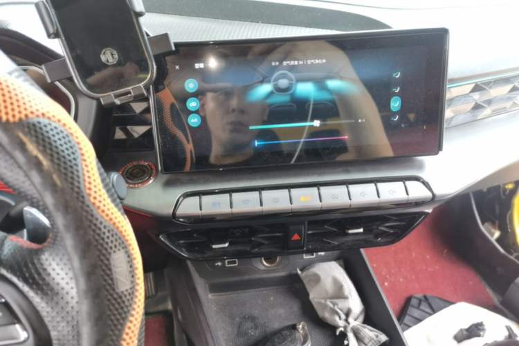Used MG 5 2021 300TGI DCT Elegant Luxury Edition Audio And AC Panel