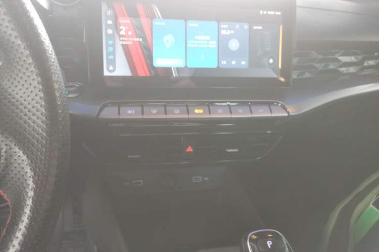 Used MG 5 2021 300TGI DCT Luxury Flagship Edition Audio And AC Panel