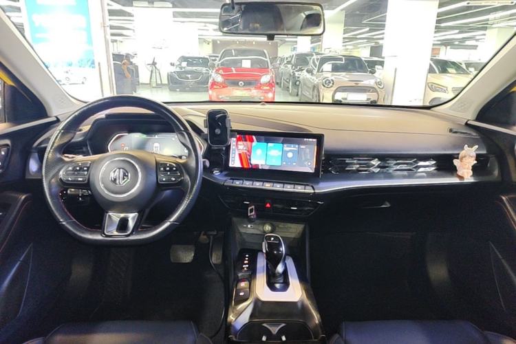 Used MG 5 2021 Revised 300TGI DCT Qingshè Luxurious Enjoyment Edition Center Console