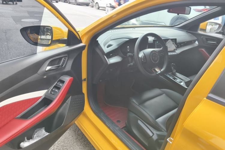 Used MG 5 2021 180 DVVT CVT Youth Luxury Edition Driver Seat