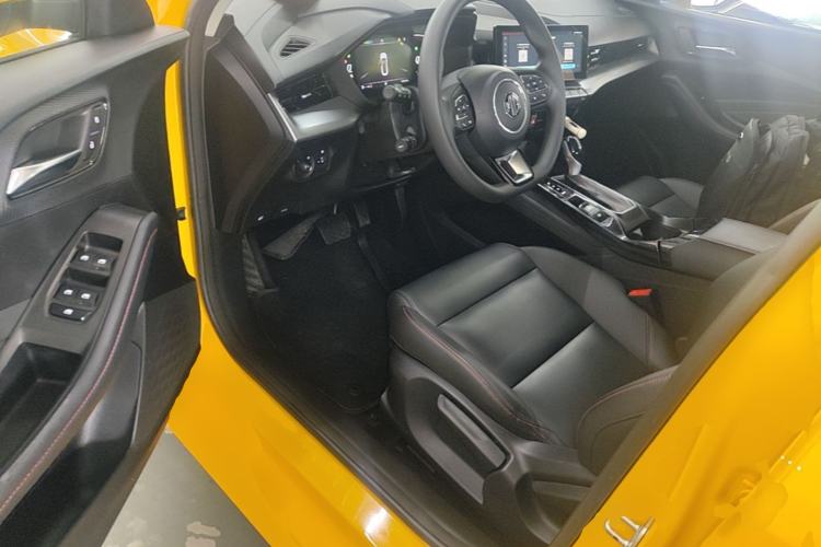 Used MG 5 2021 180 DVVT CVT Youth Luxury Edition Driver Seat