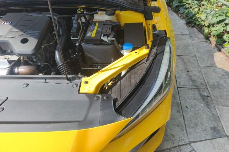 Used MG 5 2021 300TGI DCT Luxury Flagship Edition Engine Bay Left