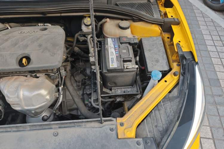 Used MG 5 2021 180 DVVT CVT Youth Luxury Edition Engine Bay Left