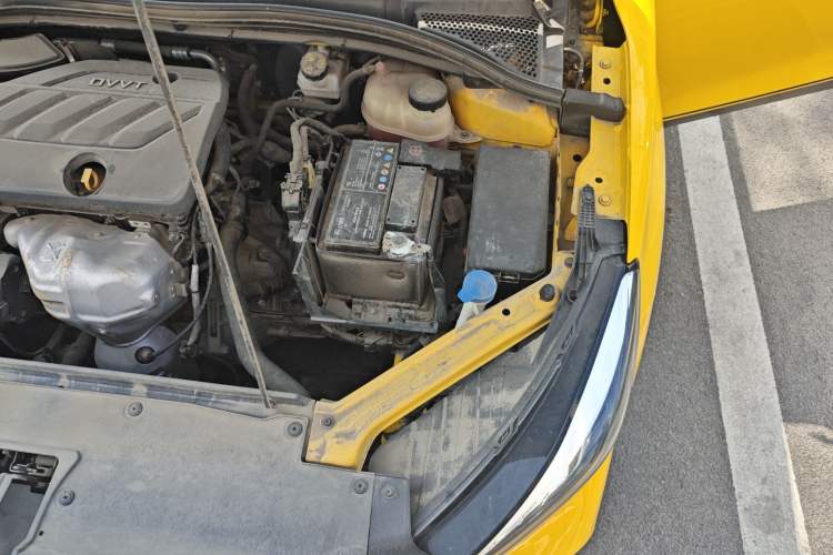 Used MG 5 2021 180 DVVT Manual Youth Luxury Edition Engine Bay Left