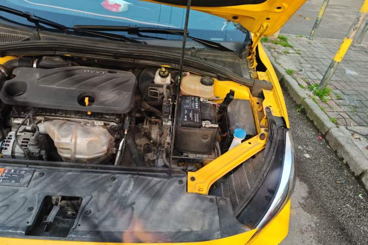 Used MG 5 2021 180 DVVT CVT Youth Luxury Edition Engine Bay Left