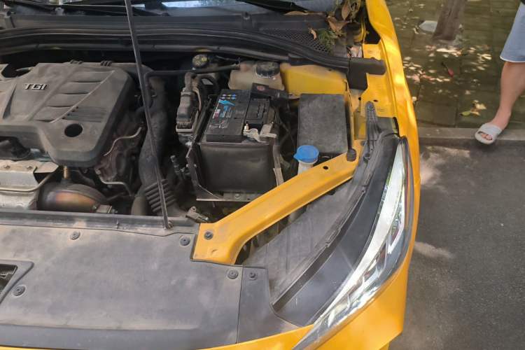 Used MG 5 2021 300TGI DCT Elegant Luxury Edition Engine Bay Left
