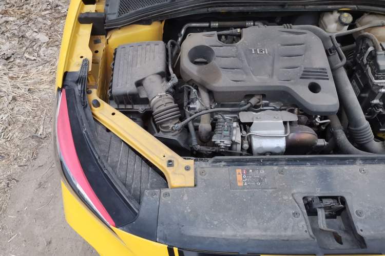 Used MG 5 2021 300TGI DCT Elegant Luxury Edition Engine Bay Right