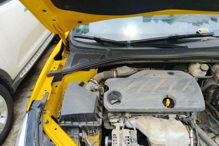 Used MG 5 2021 180 DVVT CVT Youth Luxury Edition Engine Bay Right