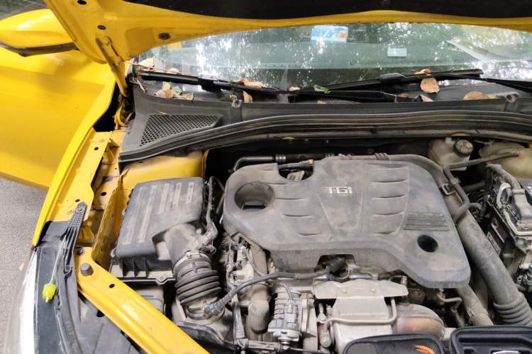 Used MG 5 2021 300TGI DCT Elegant Luxury Edition Engine Bay Right